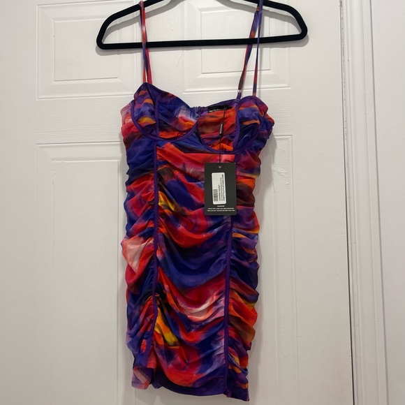 PRETTY LITTLE THINGS DRESS - Picture 1 of 5